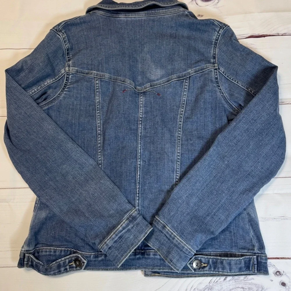 Distressed Wrangler Jean‎ Jacket / Medium / Sku0030